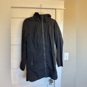 Lululemon midlength raincoat